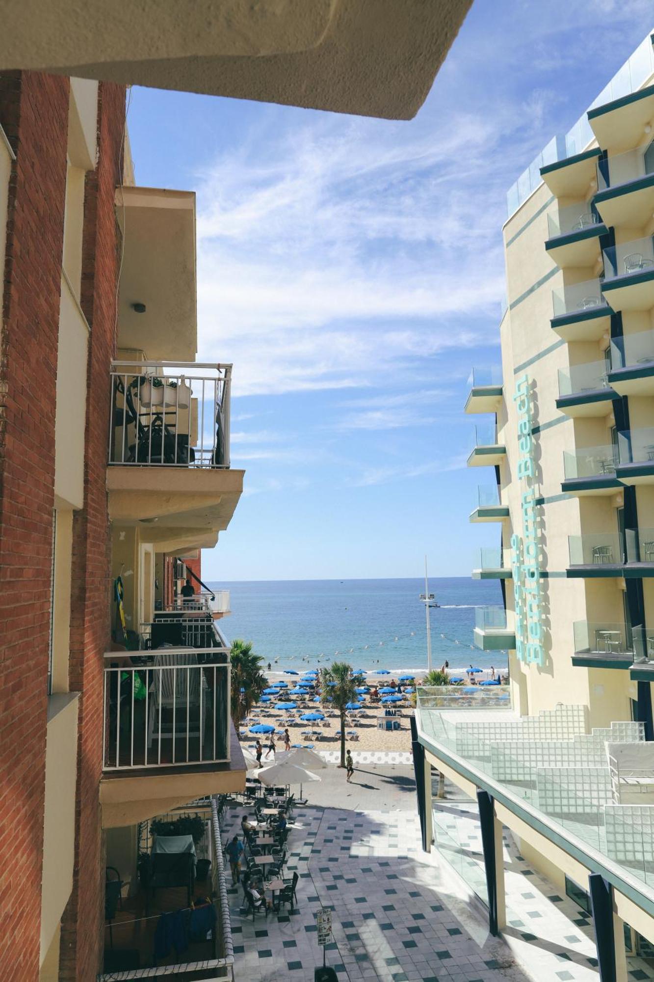 Mara Boutique Apartments Бенидорм Экстерьер фото